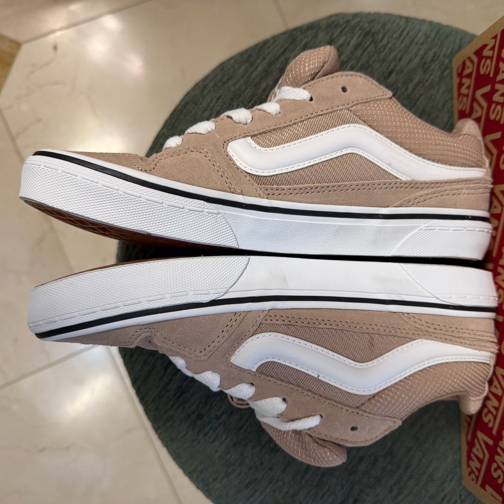 Vans Caldrone Taupe Suede Mesh Deep Sneakers Women’s Size 9 NWT w/ Box - Picture 8 of 8